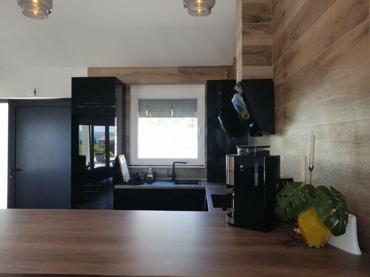 Villa Orao Kaštel Novi Kültér fotó