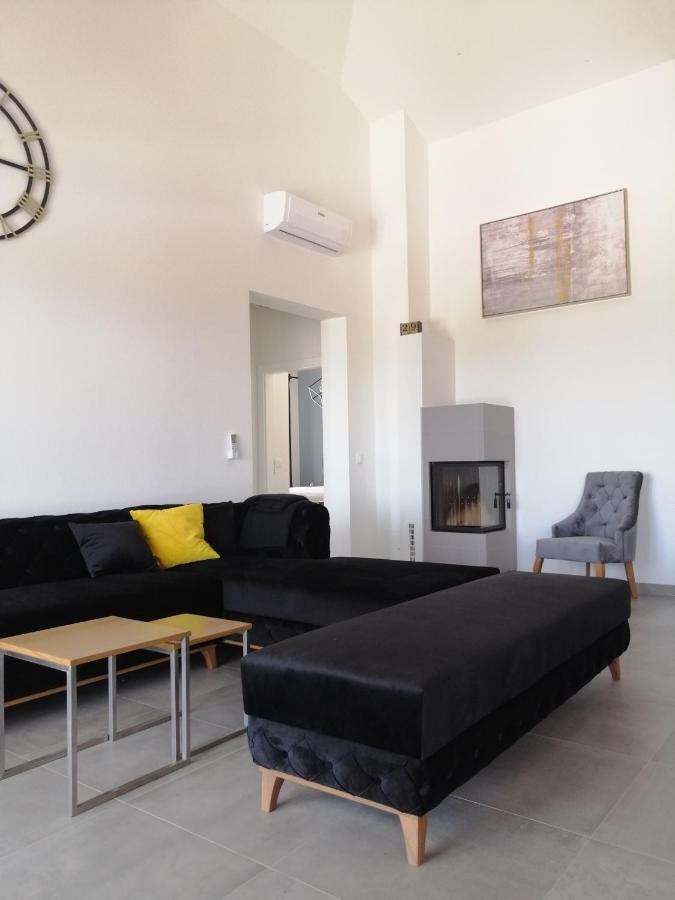 Villa Orao Kaštel Novi Kültér fotó
