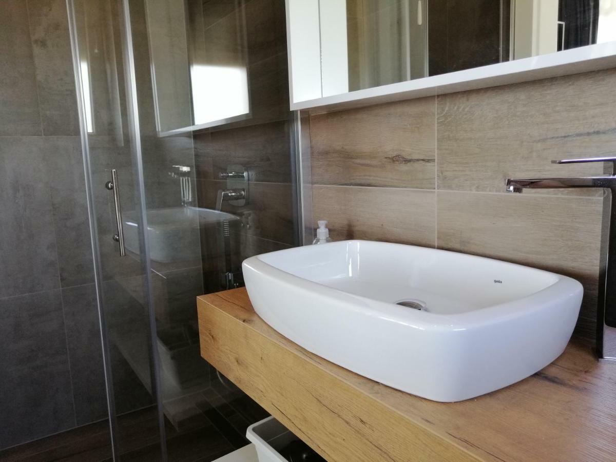 Villa Orao Kaštel Novi Kültér fotó