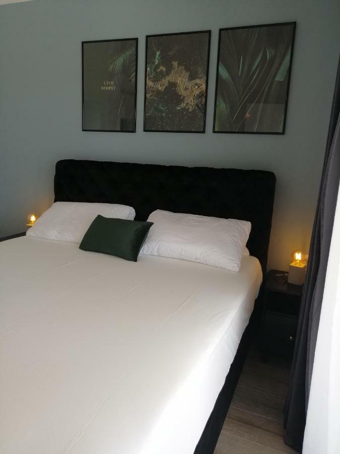 Villa Orao Kaštel Novi Kültér fotó