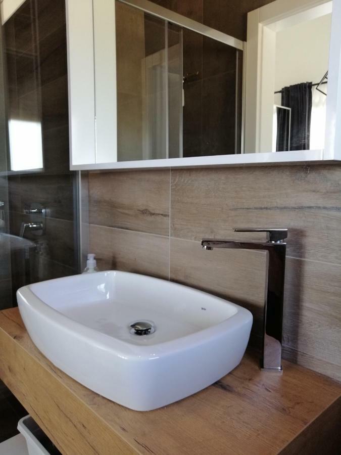 Villa Orao Kaštel Novi Kültér fotó