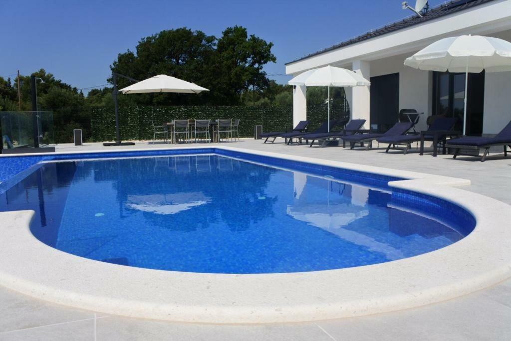 Villa Orao Kaštel Novi Kültér fotó