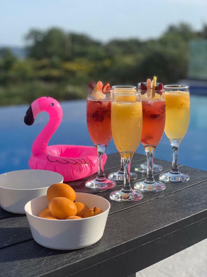 Villa Orao Kaštel Novi Kültér fotó